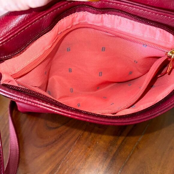 Bjorn borg leather crossbody fold over w/long adjustable and fixed handle  EUC - Picture 4 of 9